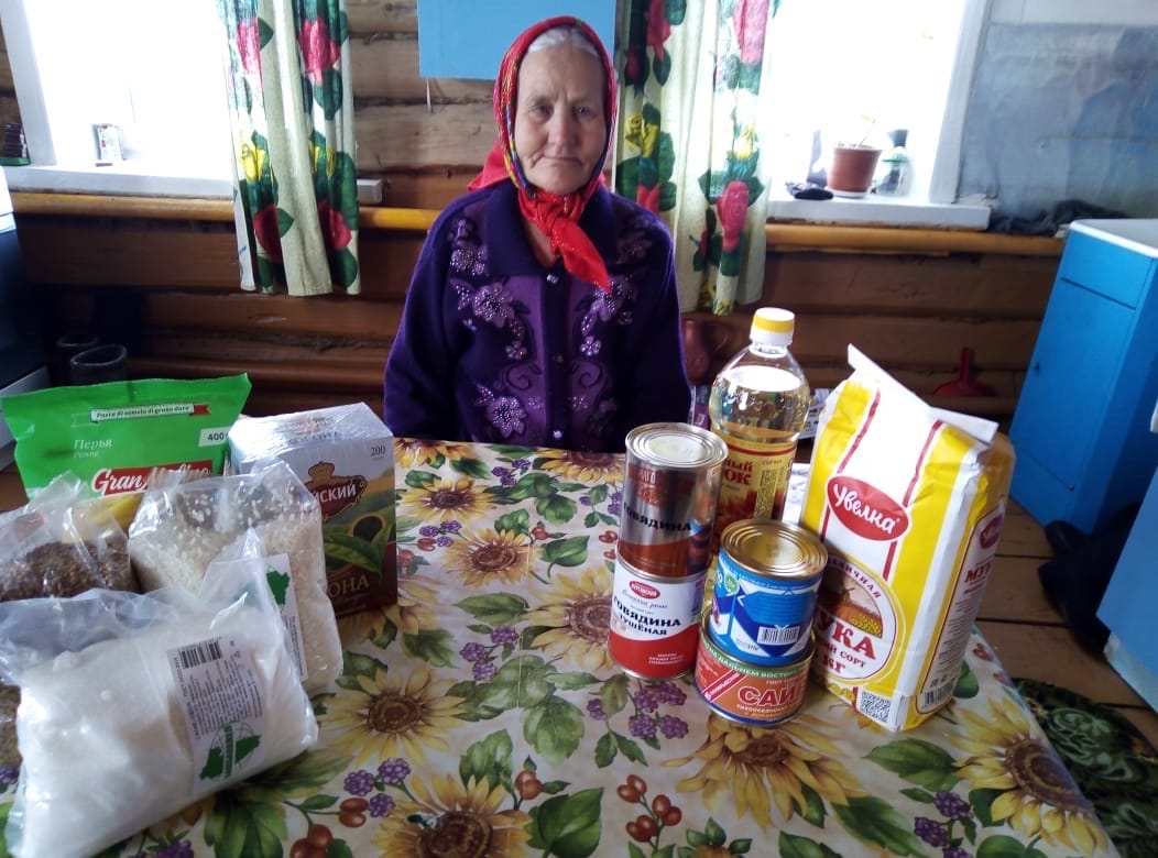 В Башкирии одинокие пенсионеры получают продуктовые наборы от благотворительного фонда